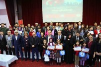 15 Temmuz'u En İyi Anlatan Öğrenciler Ödüllendirildi