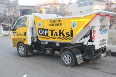 Alaşehir Belediyesi Temizlik İşçilerinden Özenli Çalışma