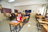 SELÇUK ÇETIN - Başkan Çetin'den Öğrencilere YGS Hediyesi