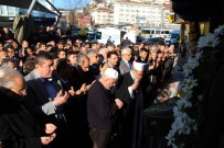 HALIL POSBıYıK - Eski İçişleri Bakanı Efkan Ala Halasının Cenazesine Katıldı