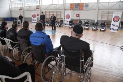 TİKA'dan Makedonyalı Engelli Vatandaşlara Araç Desteği