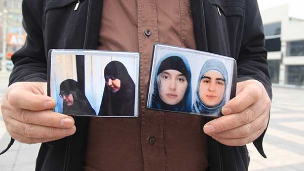 Danimarka'dan kaybolan kızlarını Gaziantep'te arıyor