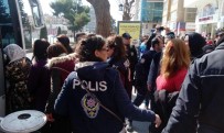 DÜNYA KADıNLAR GÜNÜ - Abdullah Öcalan'ın Yeğeni Dilek Öcalan'ın Da Katıldığı İzinsiz Gösteriye Polis Müdahale Etti