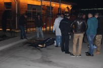 DENİZ POLİSİ - Eyüp'ten Erkek Cesedi Çıktı