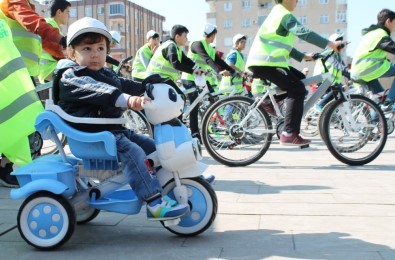 Mardin'de Bisiklet Turu Etkinliği