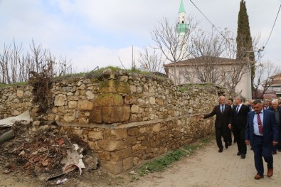 Büyükbalıklı'ya Meydan Ve Cami
