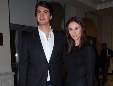 Demet Şener, İbrahim Kutluay'ı icraya verdi!