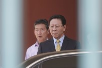 KİM JONG UN - İstenmeyen adam ülkeyi terk etti