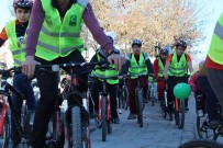 YEŞILAY - Aksaray'da Sağlıklı Yaşam İçin Pedal Çevirdiler