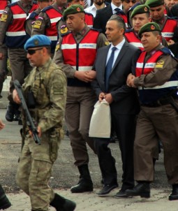 Darbeci Pilot Albay Murat Dağlı;
