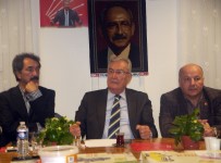 İPTAL KARARI - Deniz Baykal Fransa'da Türk Vatandaşlarına Hitap Etti