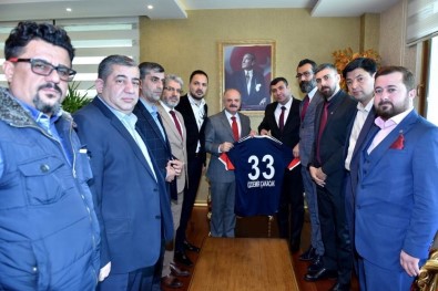 Mersin İdmanyurdu Yönetiminden Vali Çakacak'a Ziyaret