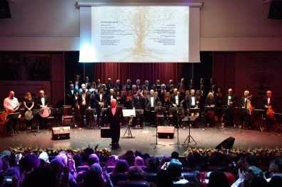 Muratpaşa'da Atatürk'ün Gelişi Anısına Konser