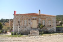 DİLEK YARIMADASI - Tabiat Tanıtım Merkezi Ziyaretçilerini Ağırlıyor