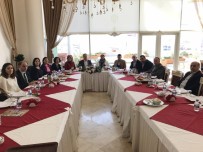 LOKMAN AYVA - Türkiye Beyazay Derneği Yönetim Kurulu Toplantısı Çekmeköy'de Gerçekleşti