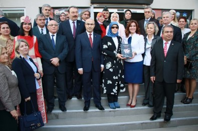 Çukurova'nın El Sanatı Oyaları Kitap Oldu