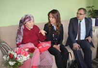 AHMET SÜHEYL ÜÇER - Hayatını Ailesine Adadı