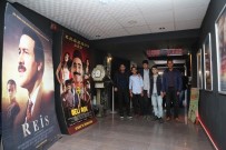 İZZETTIN KÜÇÜK - 'Reis' Filmini İzlediler