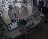 SADAKA - Sadaka Kutusu Hırsızlığı Kamerada