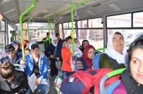 DÜNYA KADıNLAR GÜNÜ - Şırnak Belediyesinden Kadınlara Ücretsiz Ulaşım