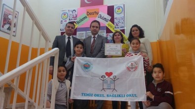 Süleyman Havva Kamışlı İlkokulunda ''Beslenme Dostu Okul Sertifikası' Sevinci
