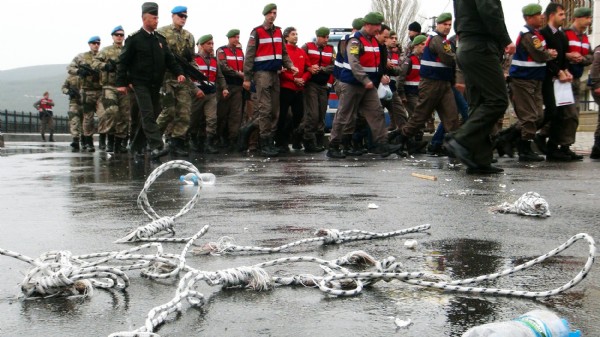 Darbecilere urganlı protesto