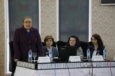 8 Mart Dünya Kadınlar Günü Erzincan Belediye Sarayında Düzenlenen Programlarla Kutlandı