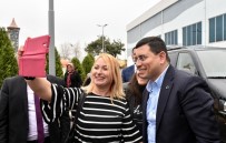 KADINLAR GÜNÜ - Başkan Tütüncü, 8 Mart Dünya Kadınlar Günü'ne Katıldı