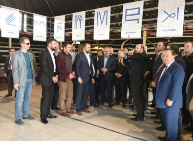 Bilal Erdoğan, Attığı Oklarla Hedefi 12'Den Vurdu