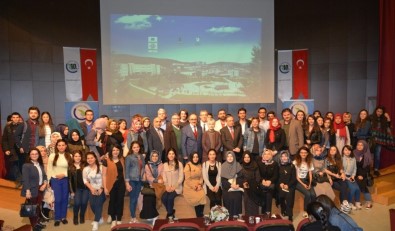 Düzce Üniversitesi Milli Şairimiz Mehmet Akif Ersoy'un Torununu Ağırladı
