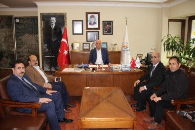 İHA'dan İskenderun Belediye Başkanı Seyfi Dingil'e Ziyaret