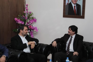 Mustafa Şen'den Rektör Yardım'a Ziyaret