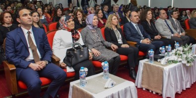 Sinop Üniversitesinde 'Kadın Ve Liderlik' Konferansı