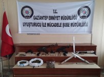 Uyuşturucu Tacirlerine Şafak Baskını