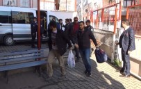 24 Asker FETÖ İddiasıyla Adliyeye Sevk Edildi