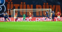 BRUMA - Galatasaray'a İlk Yarıda Büyük Şok !