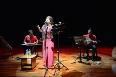 'Gönül Telimizi Titreten Nağmeler' Konseri SAÜ'de Düzenlendi