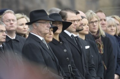 İsveç'te terör kurbanları için saygı duruşu