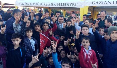 Milliyetçi Hareket Partisi Seyrantepe'de Vatandaşlarla Buluştu