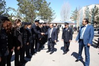 BAYBURT ÜNİVERSİTESİ REKTÖRÜ - Vali İsmail Ustaoğlu İl Emniyet Müdürlüğü'nü Ziyaret Etti