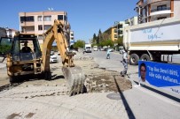 LOZAN - Aliağa'daki Avcı Ramadan Bölgesinde Asfalt Hamlesi