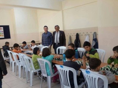 Şaphane'de Satranç Turnuvası