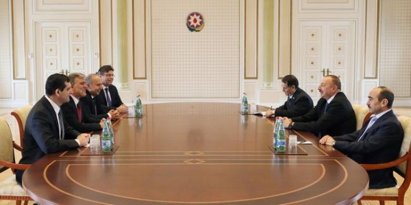 Abdullah Gül Bakü'de