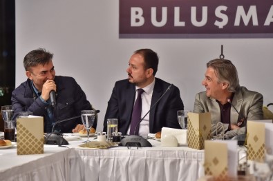 Başkan Demircan, Radyocularla 16 Nisan Referandumunu Konuştu