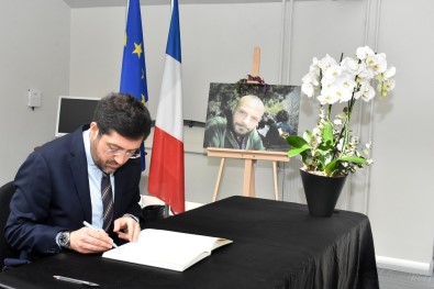 Başkan Hazinedar'dan Fransa Başkonsolosluğu'na Taziye Ziyareti