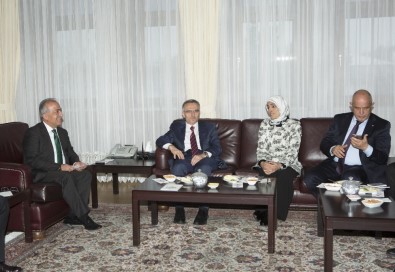 Maliye Bakanı Ağbal, Rektör Çomaklı'yı Ziyaret Etti