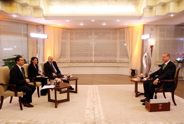 Cumhurbaşkanı Erdoğan Beyaz TV'de soruları yanıtladı