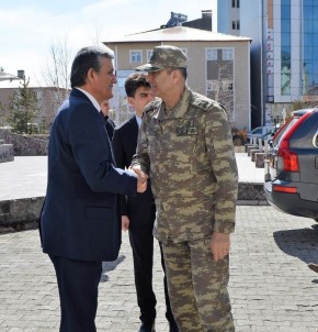 Kara Kuvvetleri Komutanı Çolak, Ardahan'da