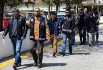 5 FETÖ Şüphelisinden 4'Ü Tutuklandı