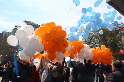 81 İlde Eş Zamanlı Olarak 'Evet Balonları' Uçuruldu